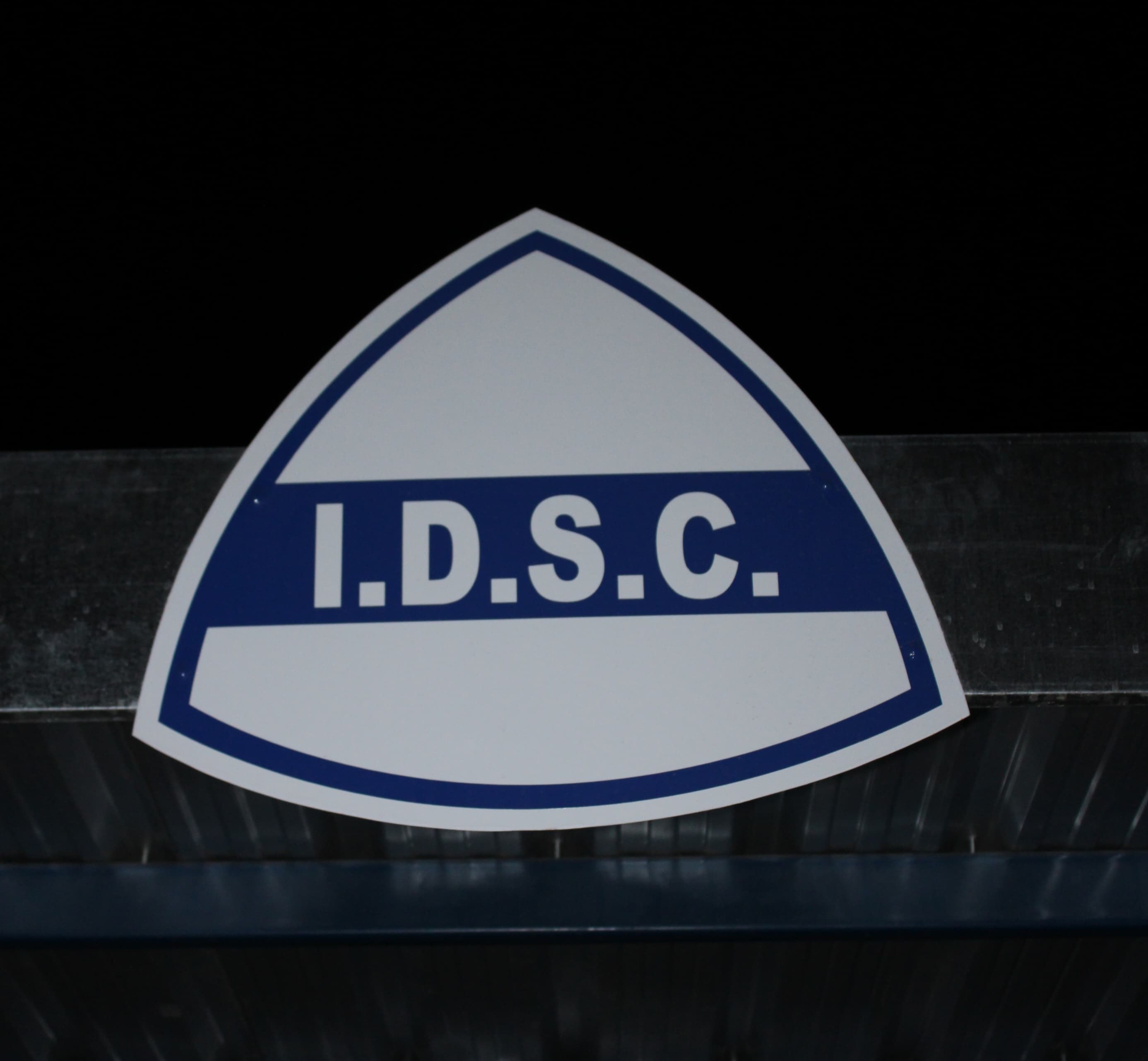Escudo 4